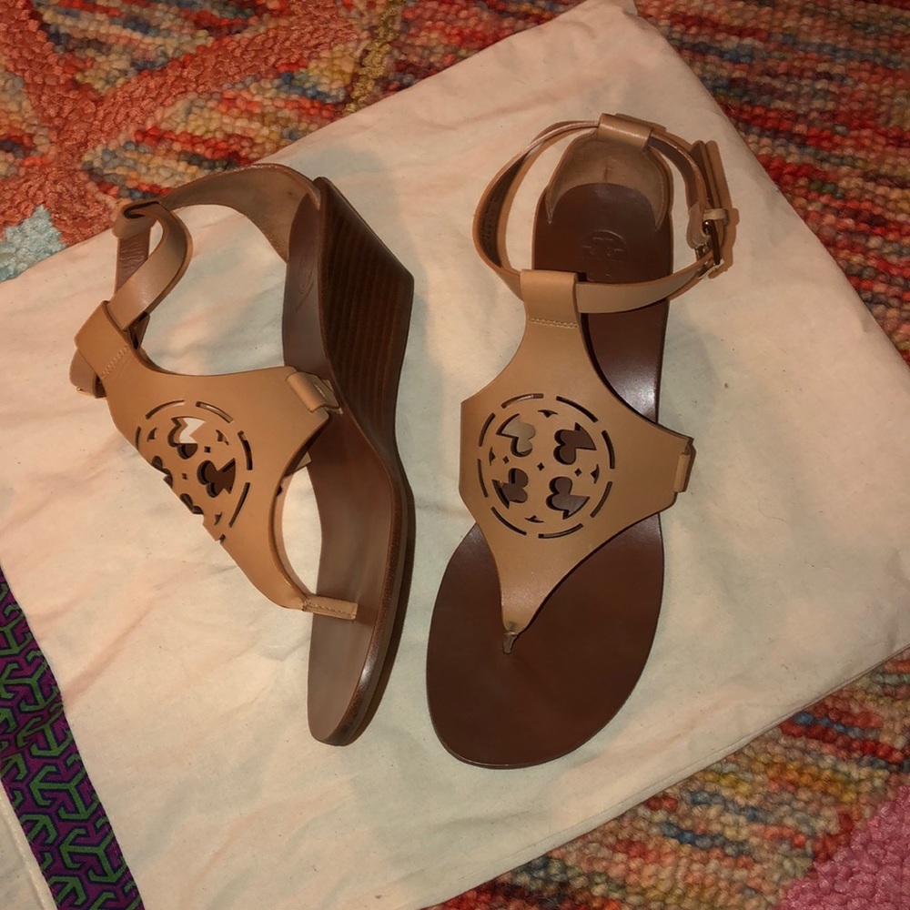 Tory Burch sandals - Picture 1 of 8